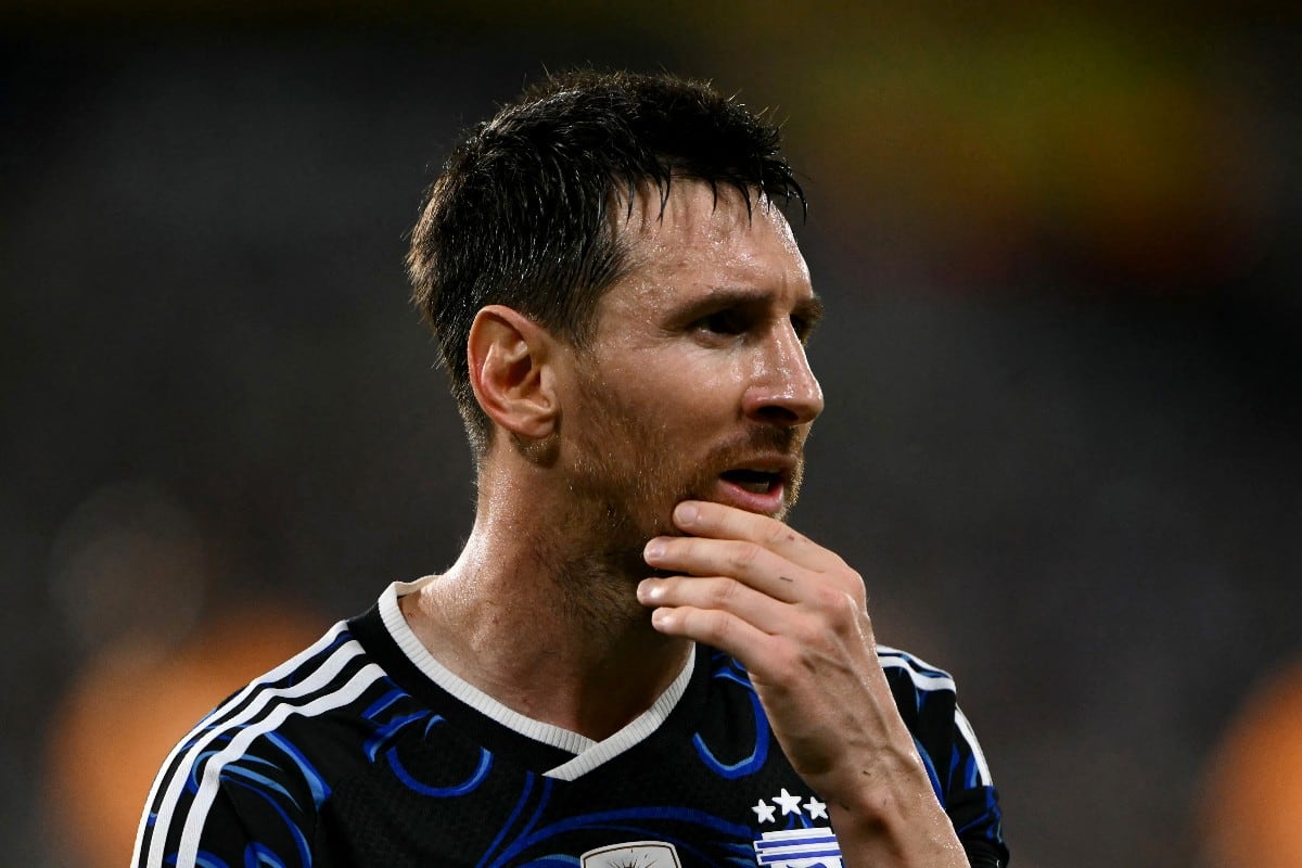 La presencia de Lionel Messi convierte este compromiso en uno de los más esperados por los aficionados que desean ver al campeón del mundo en acción antes del inicio de la Copa Mundial de la FIFA. (Foto: Luis ROBAYO / AFP)