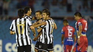 Montevideo Wanderers ganó 5-2 al Universitario de Sucre y clasificó a segunda fase de Copa Libertadores