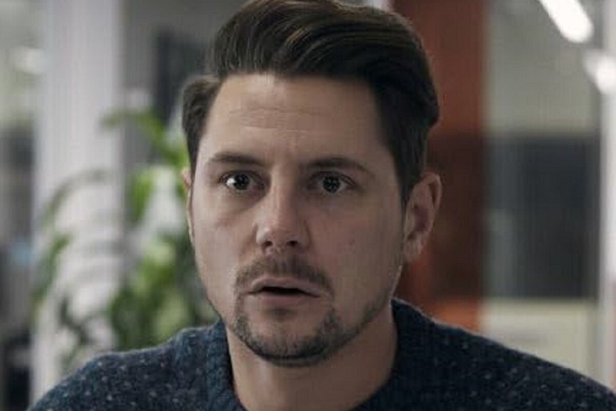 Augustus Prew como Adam Ellis en la película "Dear David" (Foto: Lionsgate)