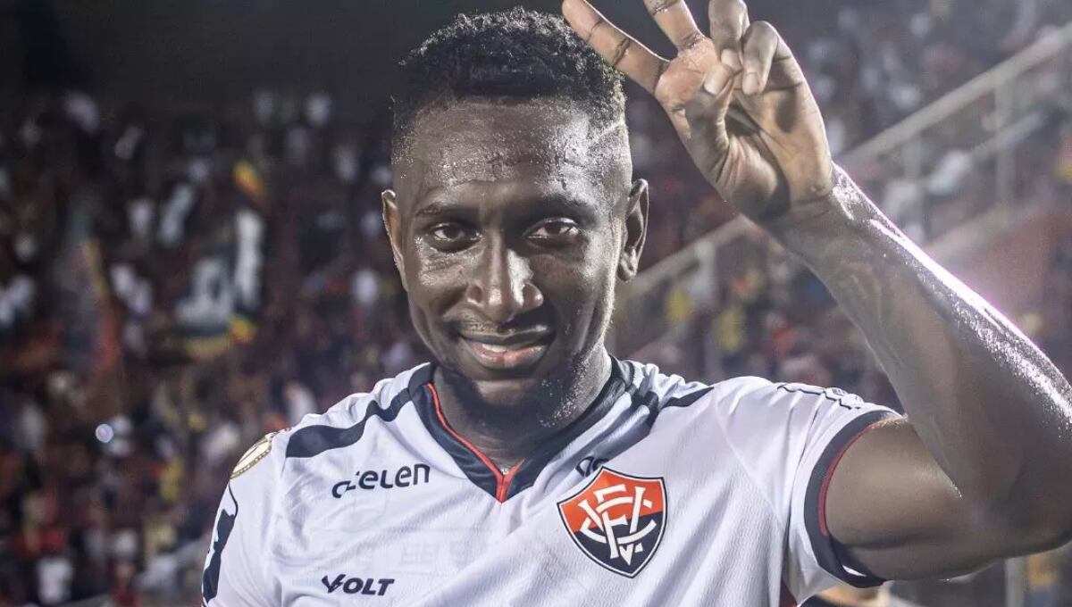 Eryc Castillo tuvo paso por dos equipos de Brasil: Vitória y Coritiba. (Foto: Vitória)