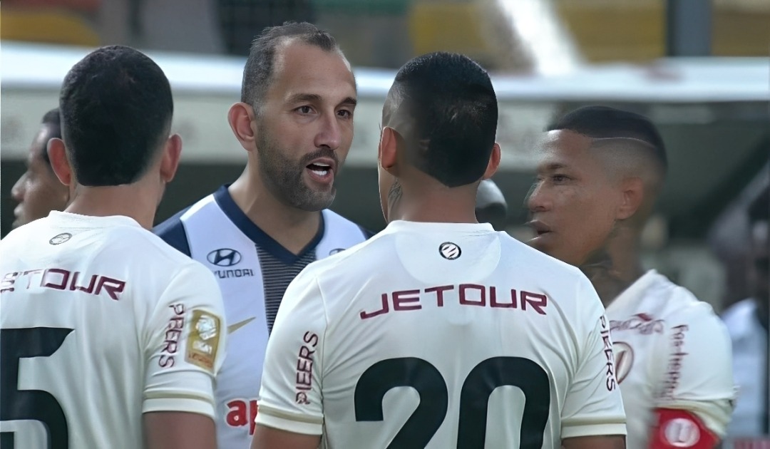 Hernán Barcos habló sobre la discusión con Alex Valera. (Captura: GOLPERU)