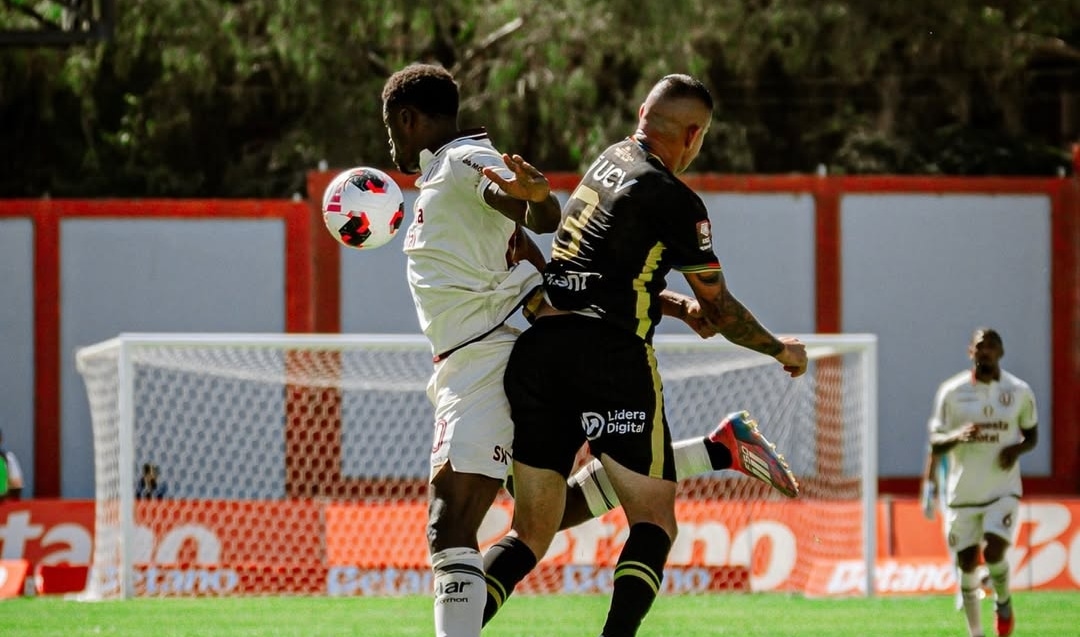 Universitario vs. CD Moquegua por el Torneo Apertura. (Foto: ITEA)