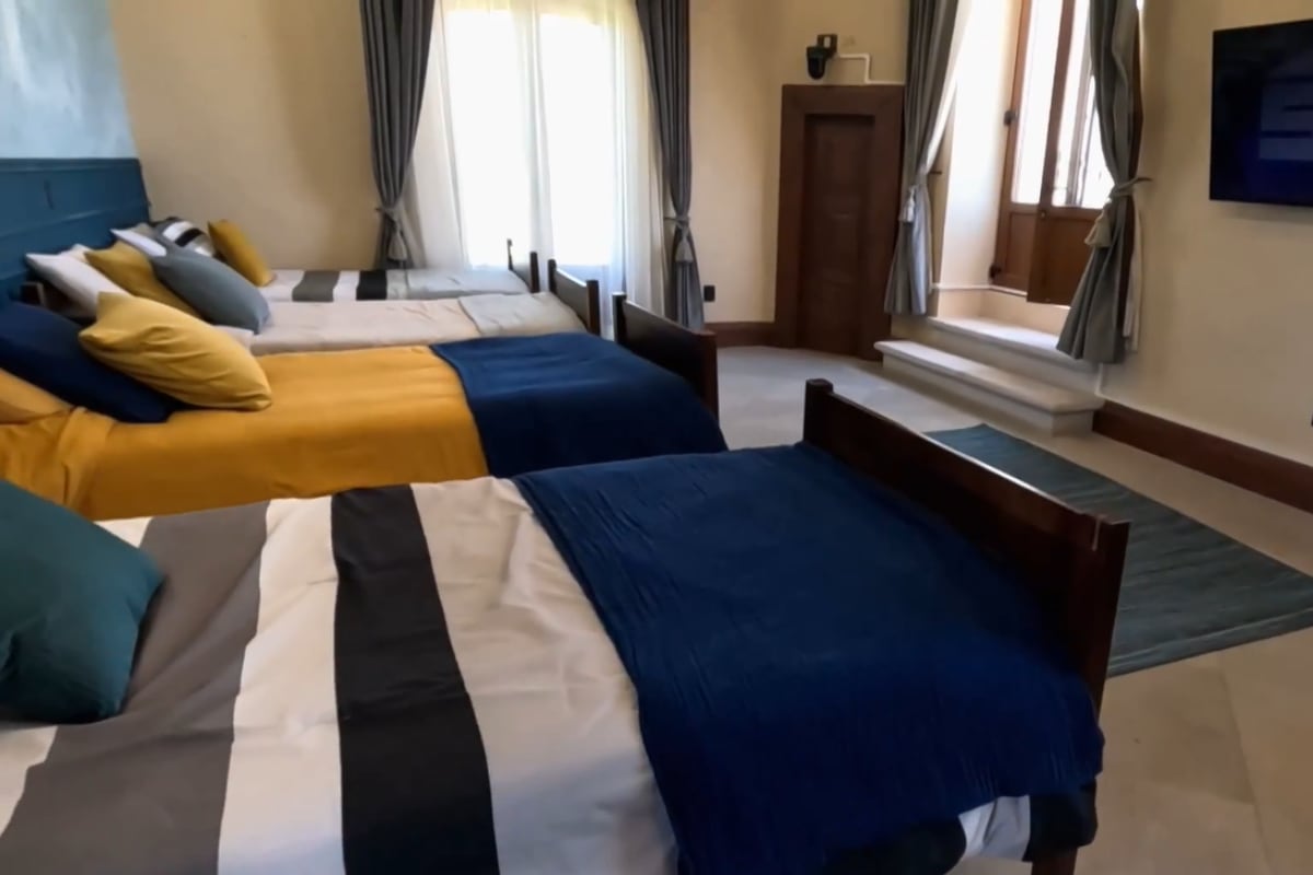 "Los 50" es un reality show muy ambicioso y cuenta con un escenario increíble (Foto: Telemundo)