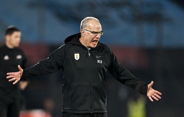 1. Marcelo Bielsa - Uruguay - Salario anual: 4 millones de dólares. (Foto: AFP)