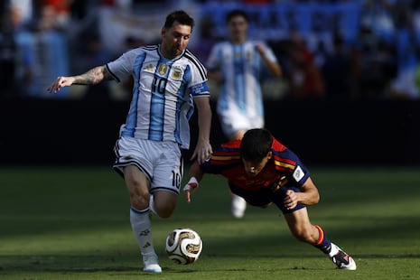 Pau Cubarsí emocionó al dedicar un gesto a Messi tras conquistar el Mundial 2026