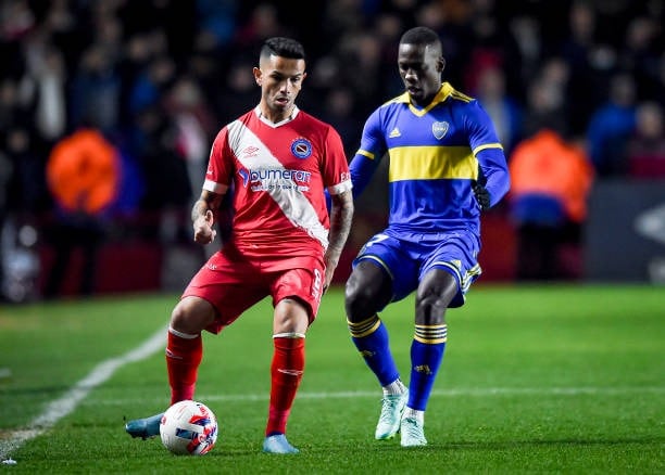 Gabriel Carabajal tuvo un destacado paso por Argentinos Juniors en 2021 y 2022. (Foto: Getty Images)