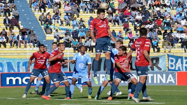 Mosquera sigue de malas: Wilstermann perdió 2-0 ante Bolívar por el Apertura 2017