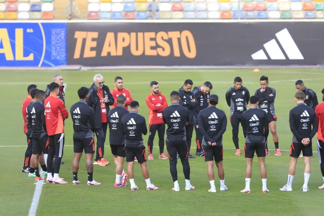 Selección Peruana entrenó en el estadio Monumental. (Foto: César Bueno / GEC)