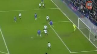 Youtube: Cesc Fábregas pudo marcar el mejor gol de su carrera, pero...