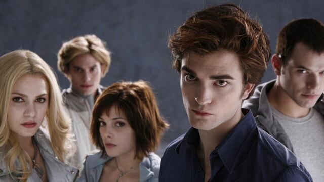 “Crepúsculo”: el significado del escudo de la familia Cullen y por qué la directora lo agregó a la película