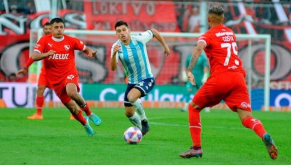 Racing vs. Independiente se enfrentan por la Copa de la Liga Profesional. (Foto: EFE)