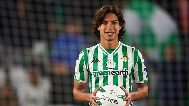 Conoce a Diego Lainez, la 'joya' mexicana que brilla en España con apenas 18 años