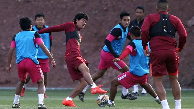 Selección Peruana realizó primeros trabajos tácticos y formó dos equipos