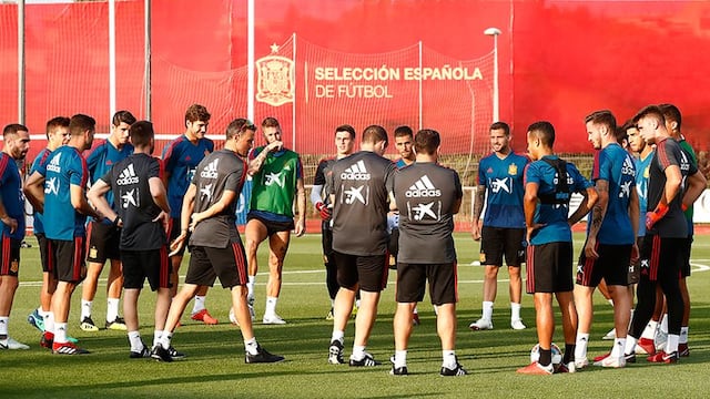 Con el pie derecho: así fue el primer entrenamiento de Luis Enrique al mando de la Selección de España