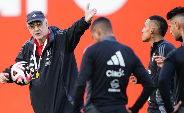 Desde el lunes, Jorge Fossati viene entrenando en la Viena junto a la Selección Peruana, pensando en su primer partido, que será contra Chile. (Foto: GEC)