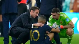 El ‘Dibu’ que no vimos: Martínez consoló a Mbappé tras la derrota de Francia en la final