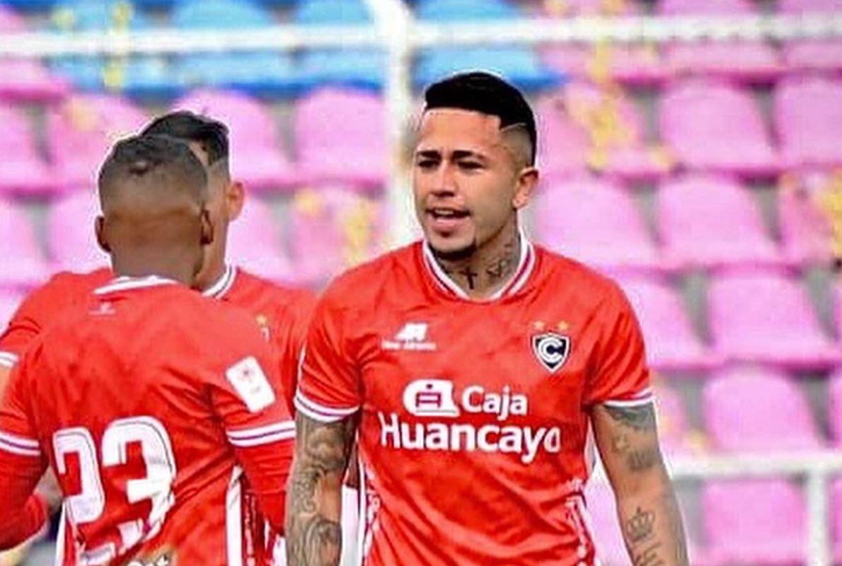 Paolo Fuentes de Cienciano fue suspendido 16 meses tras positivo en prueba antidopaje | Foto: Liga 1