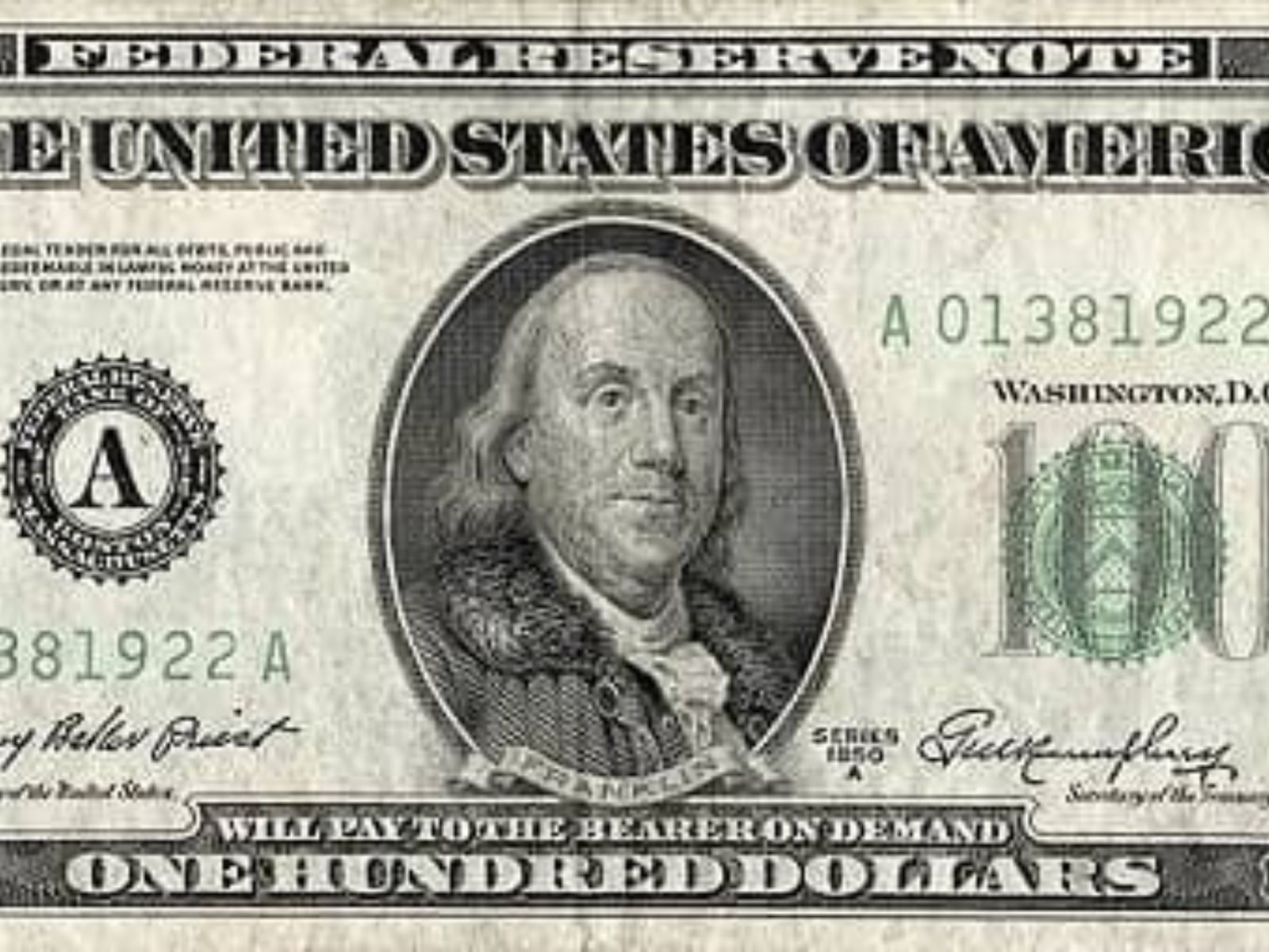 Una toma de un billete de 1000 dólares (Foto: Foronum)