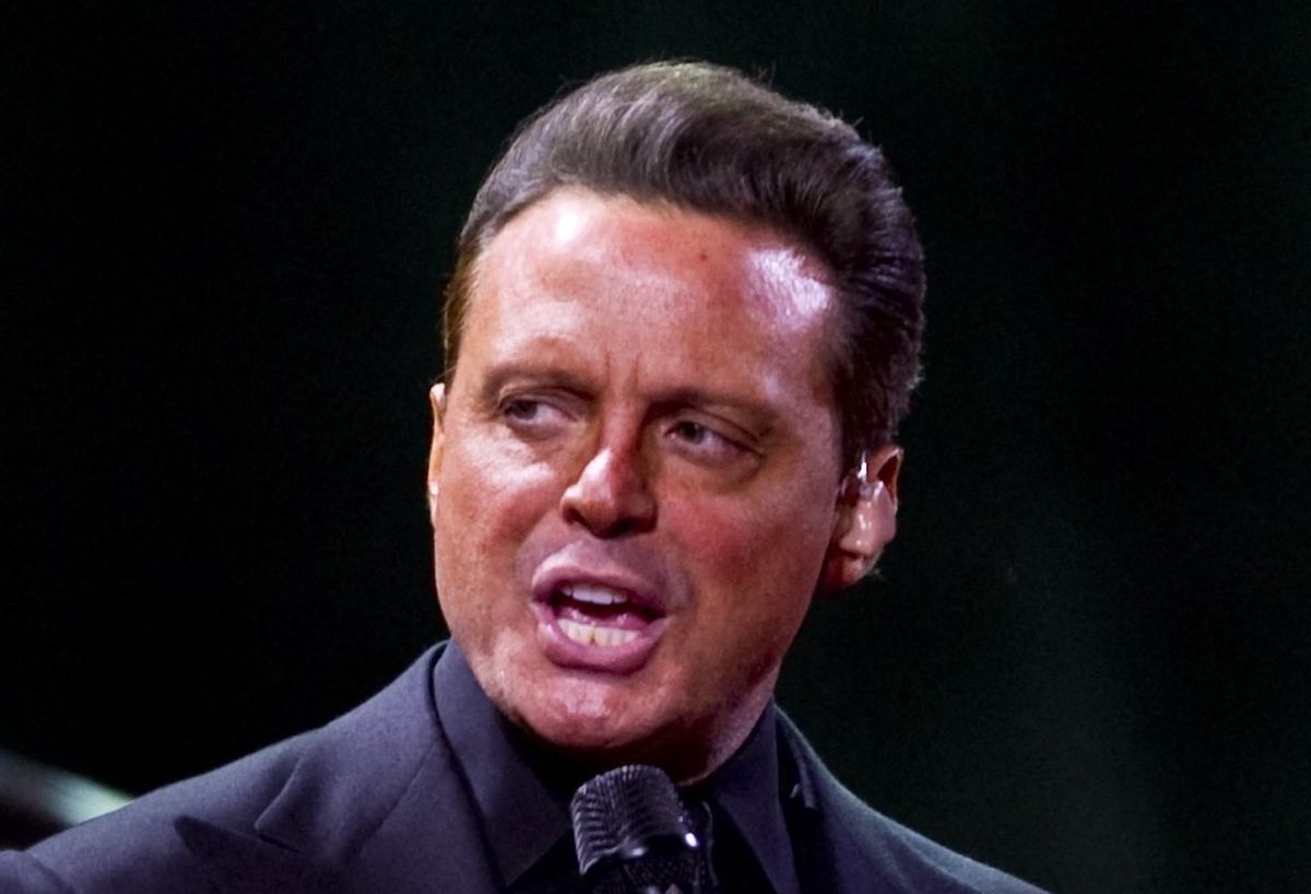 El cantante Luis Miguel se encuentra de luto tras la muerte de uno de sus amigos más cercanos (Foto: AFP)