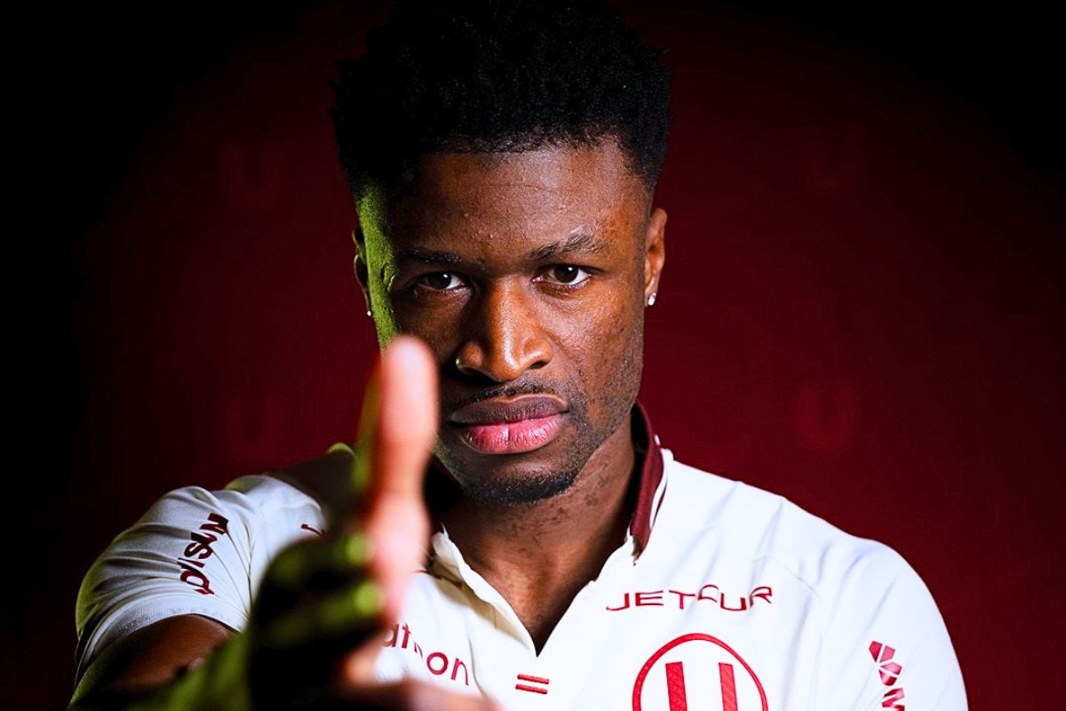 Sekou Gassama también está en la lista de prescindibles de Universitario, pero todavía no llega a un acuerdo para rescindir. (Foto: @universitario)