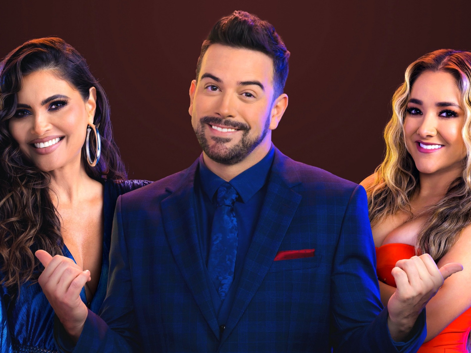 Chiquinquirá Delgado y Mane de la Parra son los conductores de “Mira Quién Baila ¡La Revancha!” (Foto: Univision)