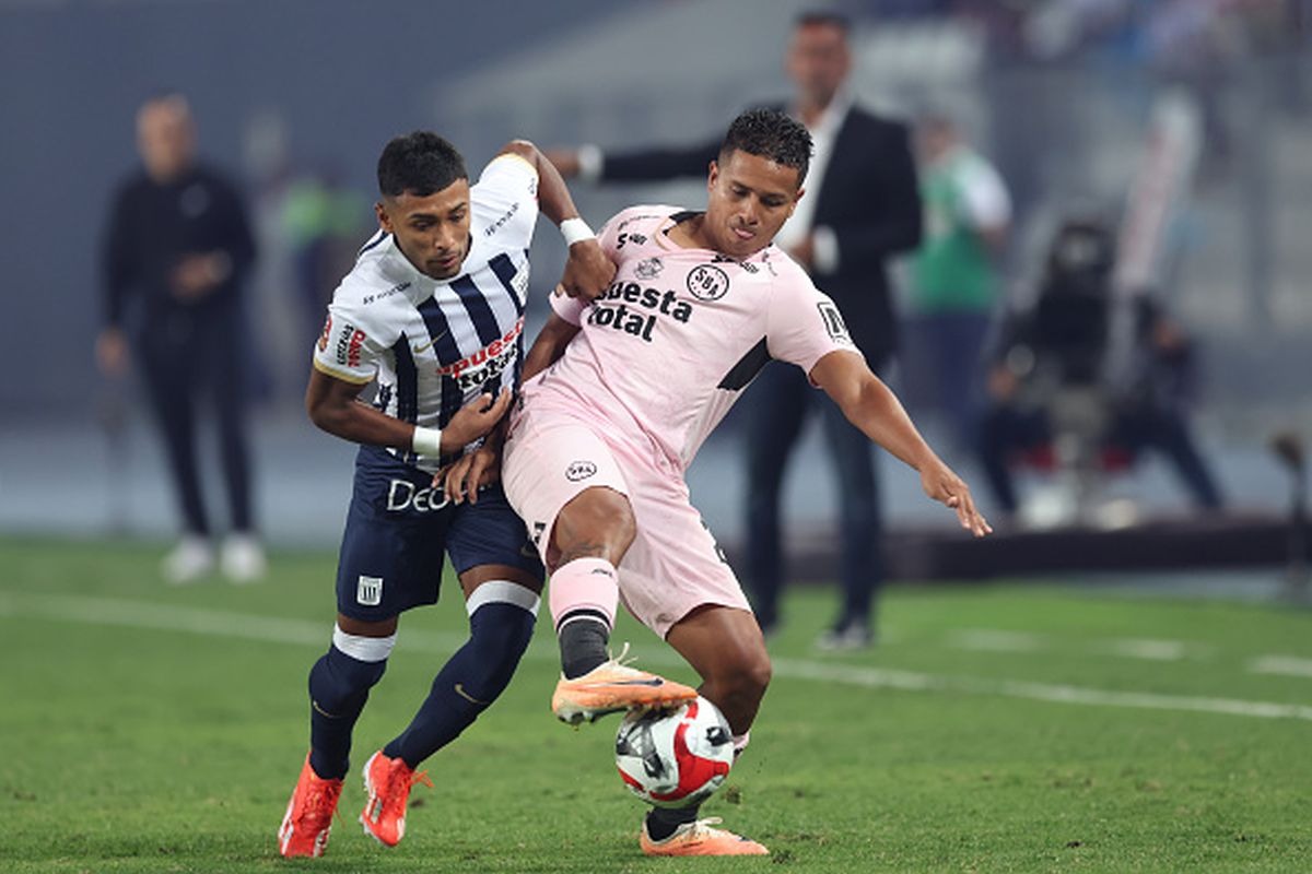 Alianza Lima y Sport Boys se enfrentarán en amistoso previo al inicio del Torneo Clausura 2024. (Foto: Getty Images)