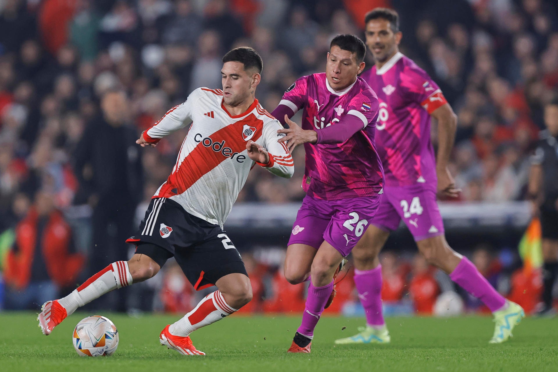 River vs Libertad chocan por la Copa Libertadores. (Foto: EFE)