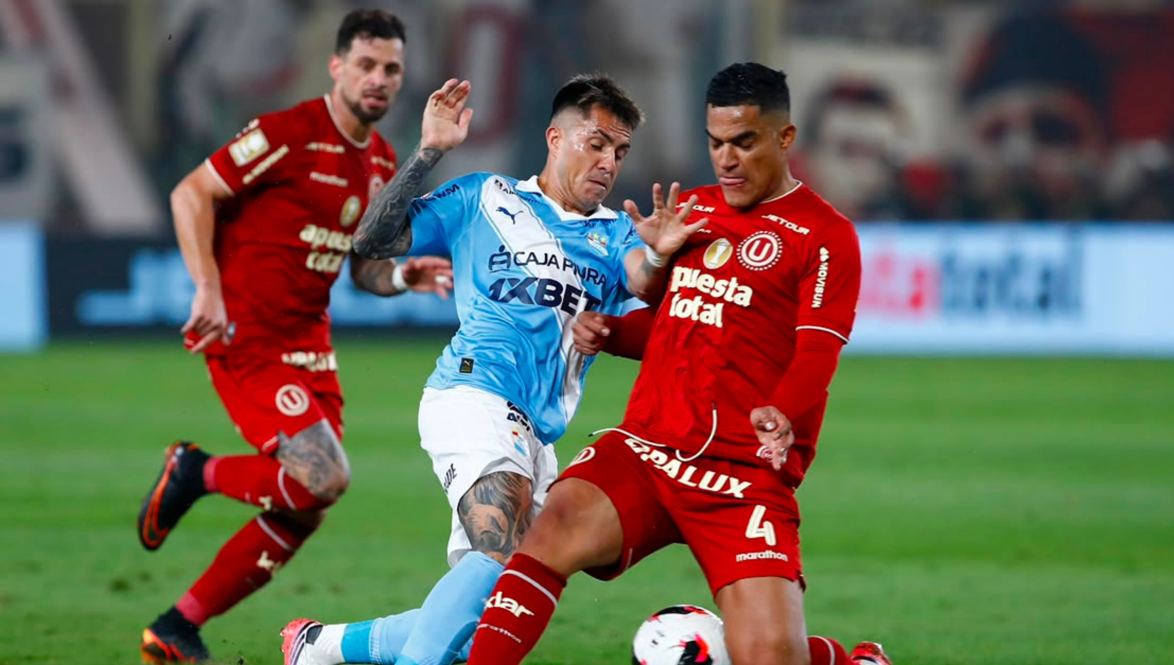 Universitario vs. Sporting Cristal. (Foto: Fernando Sangama / GEC)