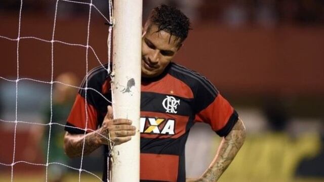 Paolo Guerrero asustó a la defensa de Sao Paulo con un cabezazo