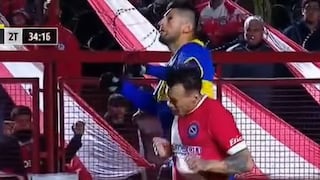 Cerca de la tarjeta roja: Carlos Zambrano y el codazo a Reniero en Boca vs. Argentinos Juniors [VIDEO]