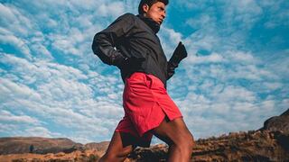 Remigio Huamán gana la adidas Andes Race 2025 con récord en la distancia de 100K