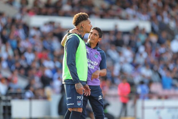 Paolo Guerrero se negó a jugar ante Alianza Lima.