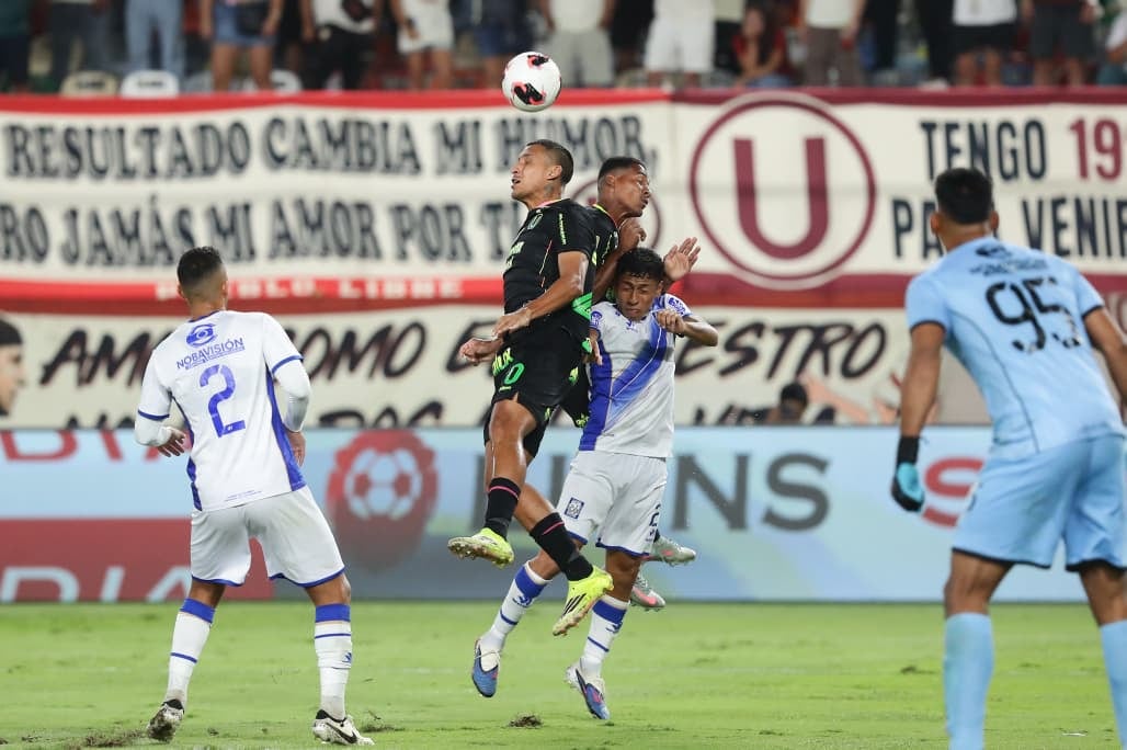Universitario perdió 1-2 frente a Alianza Atlético de Sullana. (Foto: GEC)