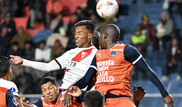 Geisson Perea jugó 23 partidos en total con César Vallejo. (Foto: AFP)