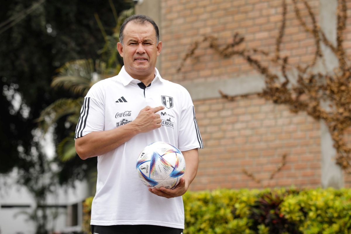 Juan Reynoso alista el once para su penúltimo amistoso previo al arranque de las Eliminatorias. (Foto: Lenin Tadeo / GEC)