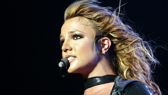 Britney Spears publicó el 24 de octubre de 2023 sus memorias "The Woman in Me", donde nos cuenta las duras experiencias que vivió. En esta imagen, cantante estadounidense actúa en el Globe Arena de Estocolmo el 11 de mayo de 2004 durante su 'The Onyx Hotel Tour' (Foto: Jonas Ekstromer / Scanpix Suecia / AFP)