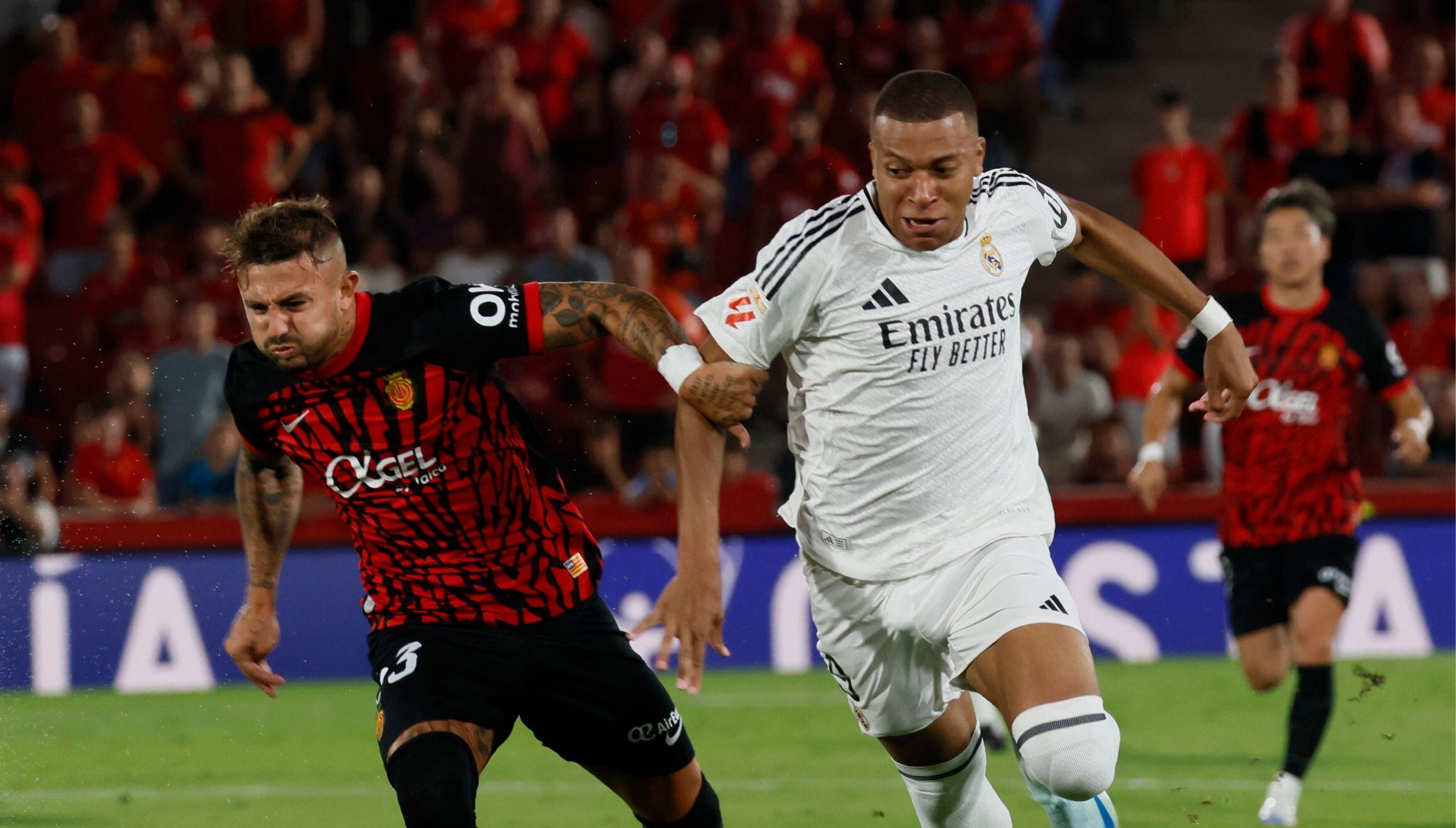 Real Madrid empató 1-1 ante Mallorca en su estreno en LaLiga. (Foto: EFE)