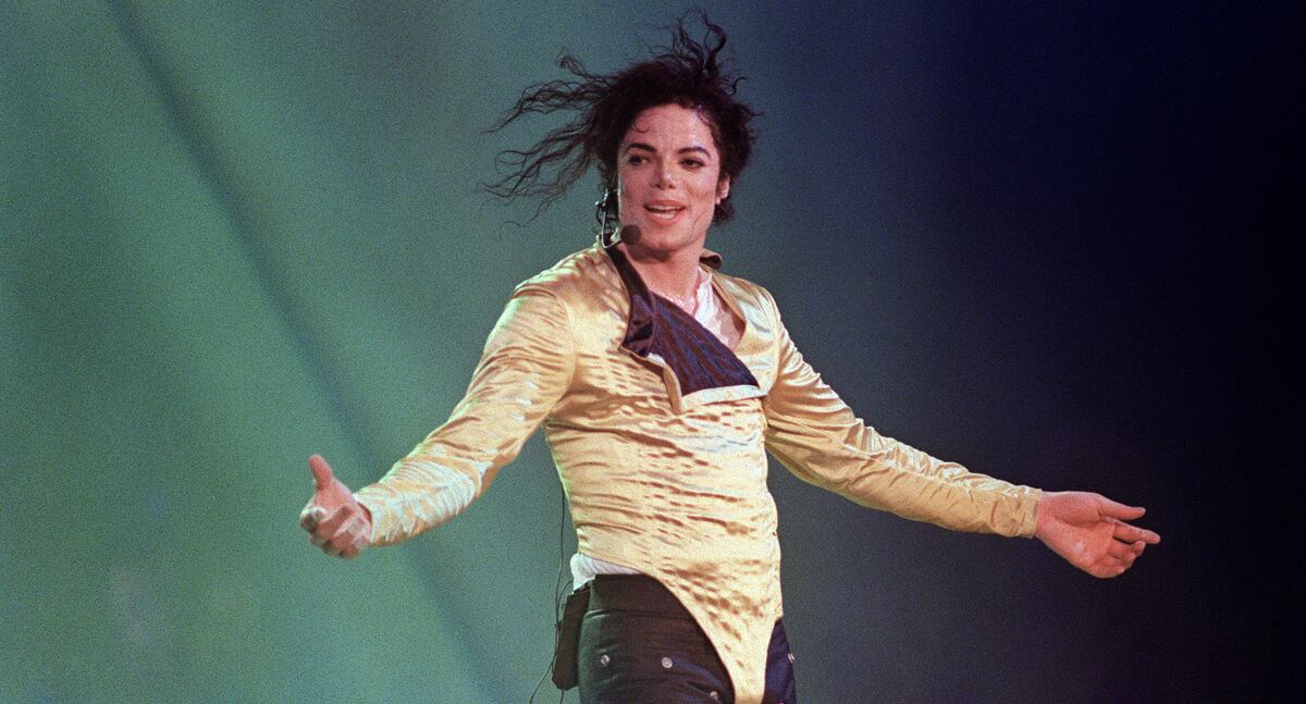 Michael Jackson fue absuelto de las acusaciones de abuso infantil (Foto: Francis Sylvain / AFP)