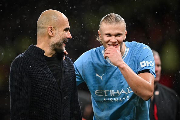 Pep Guardiola y Erling Haaland trabajan en el Manchester City desde mediados de 2022. (Foto: Getty Images)
