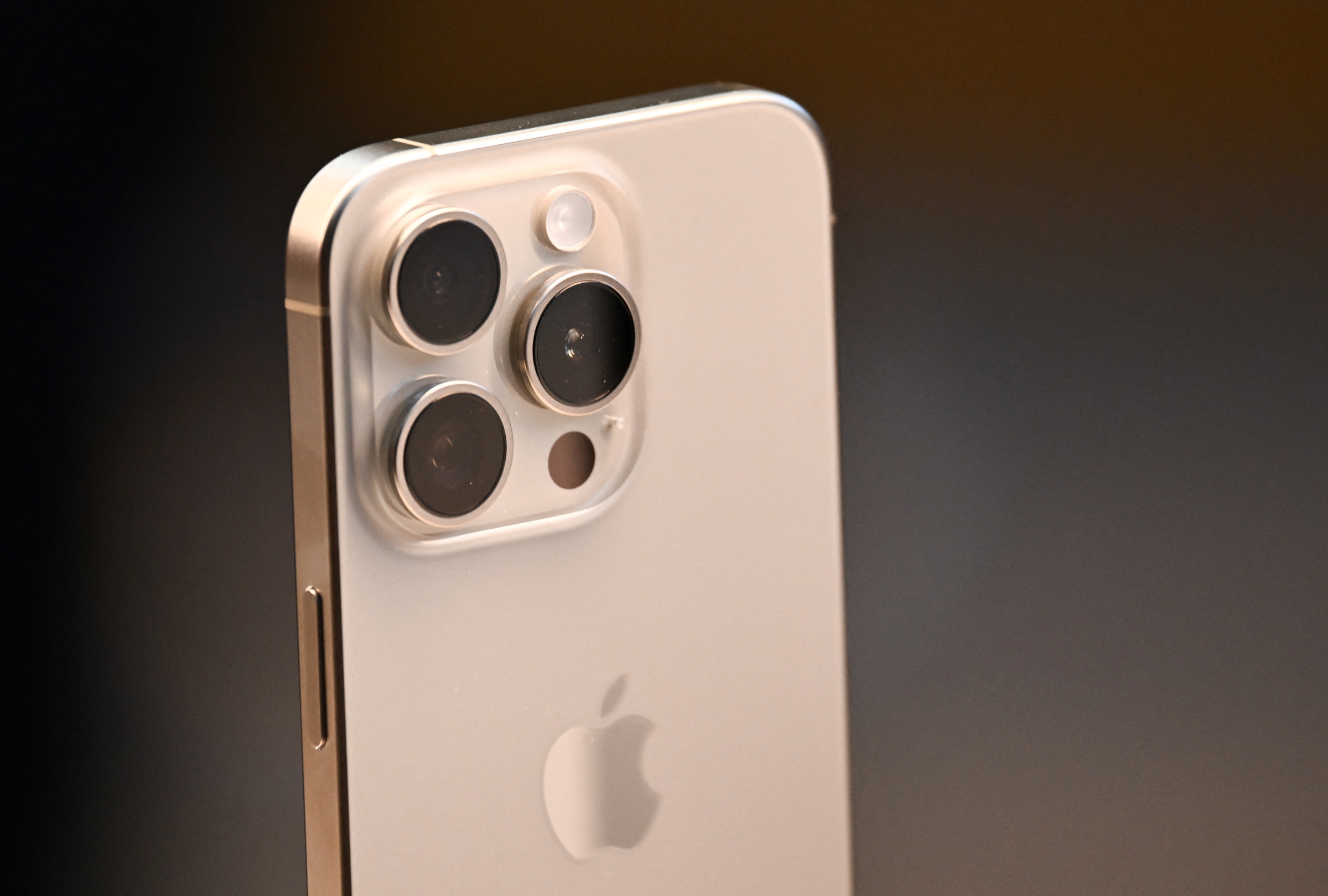 These are the discounts for the Apple iPhone for Black Friday 2024 in online stores in the United States (Photo: AFP)