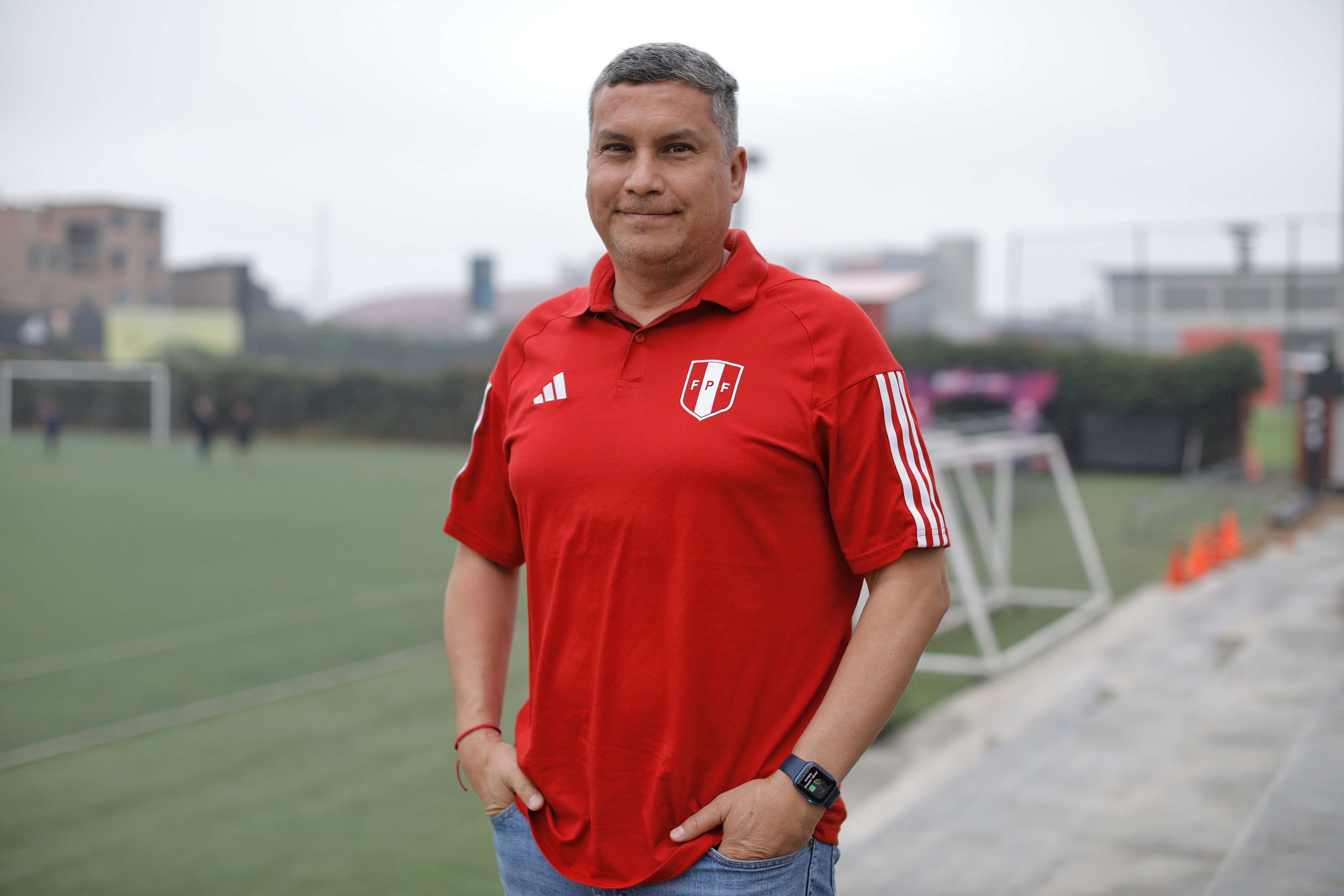 Henry Gambetta: “Hay árbitros que tienen temor de ser expuestos por el VAR” (foto: Joel Alonzo).
ENTREVISTA CON LOS EX ARBITROS Y MIEMBROS DE LA CONAR.
FOTOS: JOEL ALONZO / @PHOTO.GEC