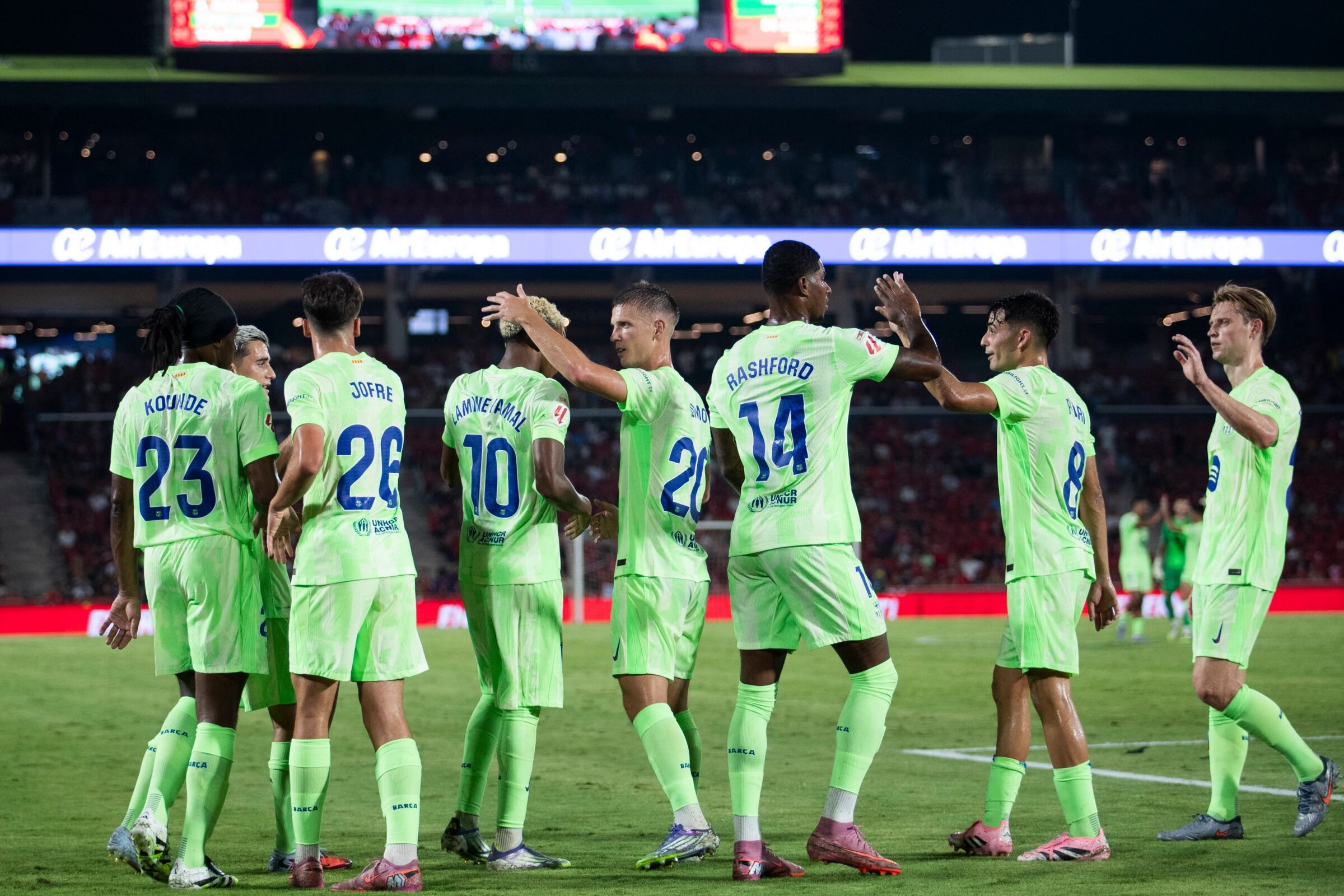 Levante y FC Barcelona se enfrentan en la segunda jornada de LaLiga 2025-26 en el estadio Ciutat de Valencia. (Foto: AFP)