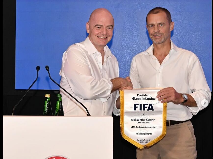Gianni Infantino, presidente de la FIFA, presente en el Congreso de Bangkok, donde busca presentar una propuesta contra el racismo. (Foto: @gianni_infantino/Instagram).