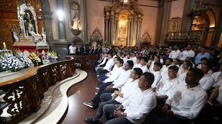 Fe y tradición: Alianza Lima visitó las Nazarenas para la misa en honor al Señor de los Milagros