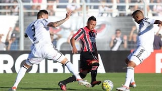 Christian Cueva: el gran amague con el que se sacó a dos jugadores de Flamengo