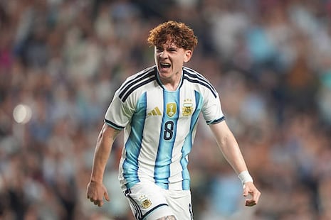 Argentina queda lista para el debut: derrotó 3-0 a Islandia en Alabama