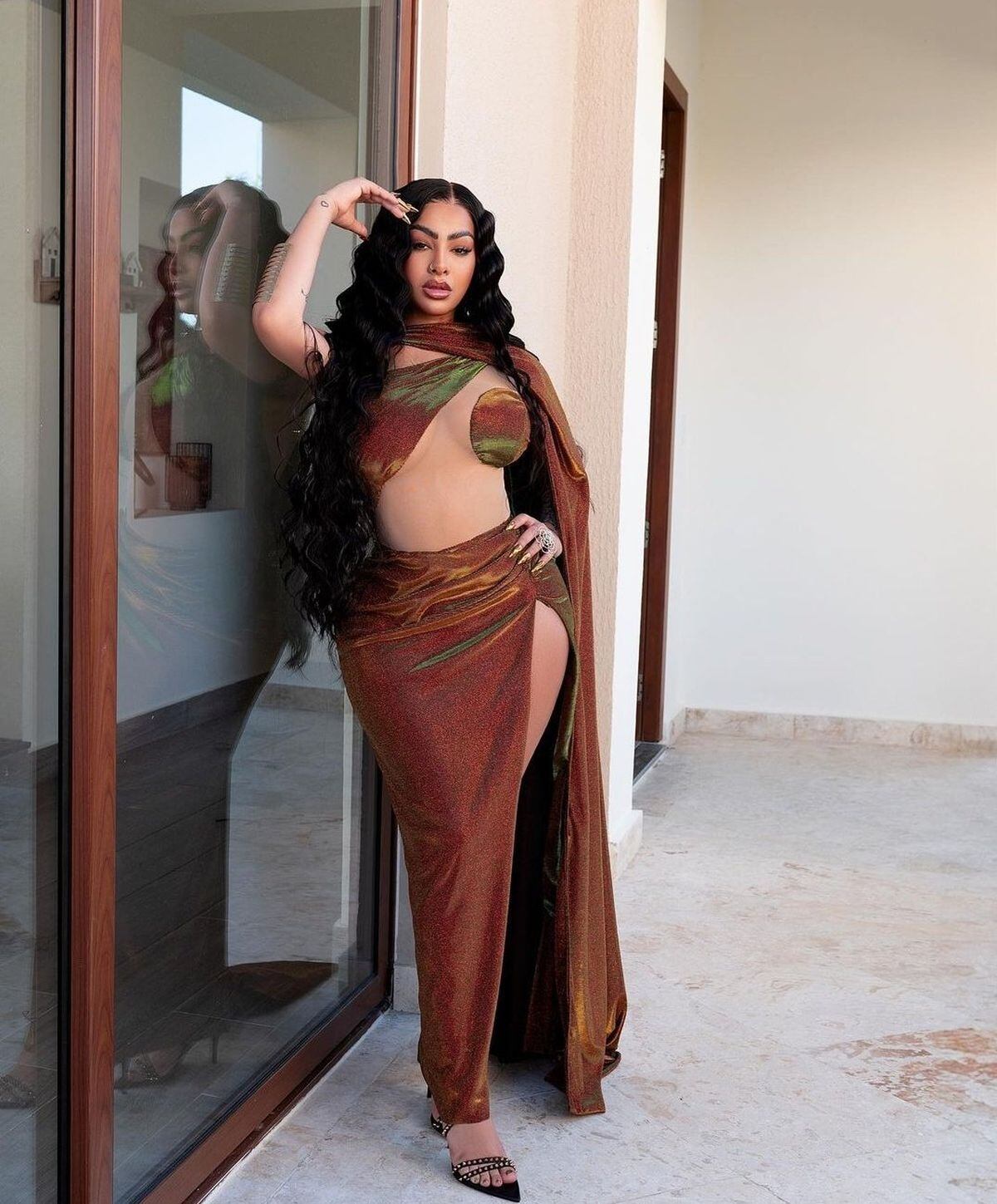 Con el look que utilizó en los Premios Heat 2023 (Foto: yailinupdates / Twitter)