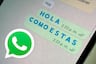 Truco para escribir con letras azules en WhatsApp