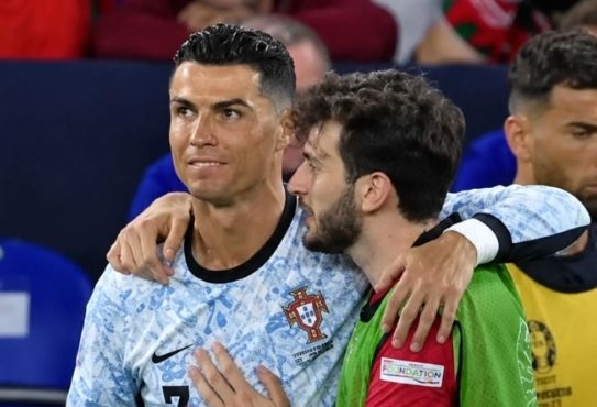 El futbolista portugués se pronunció luego de confirmarse la lesión del georgiano, tras el PSG vs. Barcelona por Champions League.