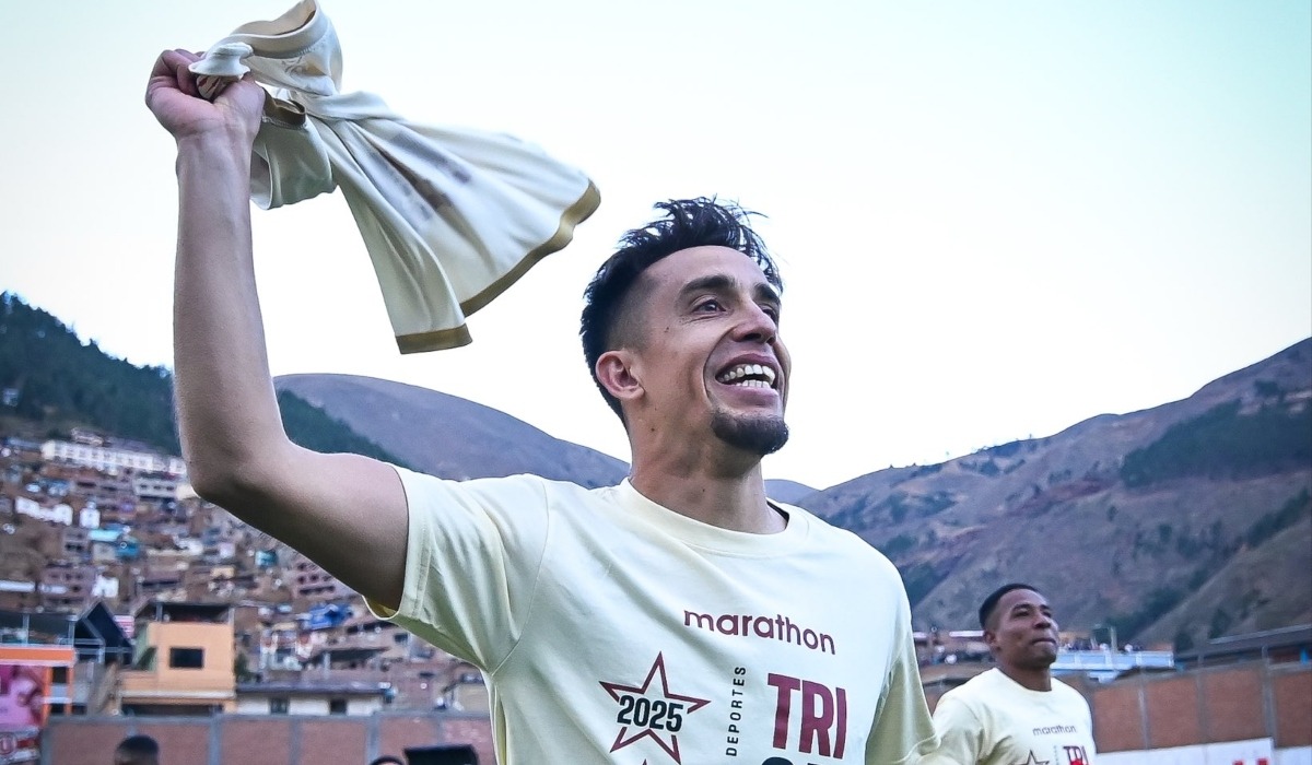 Martín Pérez Guedes tiene contrato hasta finales de 2026 con Universitario. (Foto: Universitario)